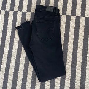 American Eagle Super High Rise Distressed Jeans